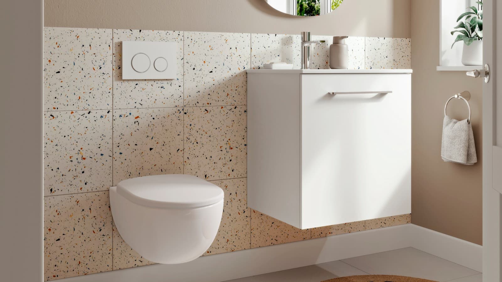Petite salle de bains Geberit Selnova avec WC suspendu et lavabo Petite salle de bains Geberit Selnova avec WC suspendu et lavabo