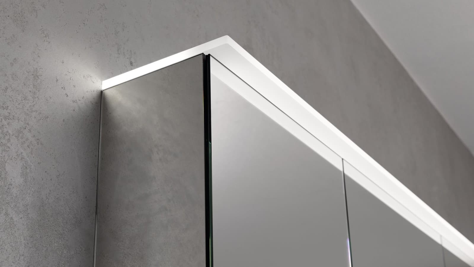 Armoire à miroir Option Plus (© Geberit) Armoire à miroir Option Plus (© Geberit)