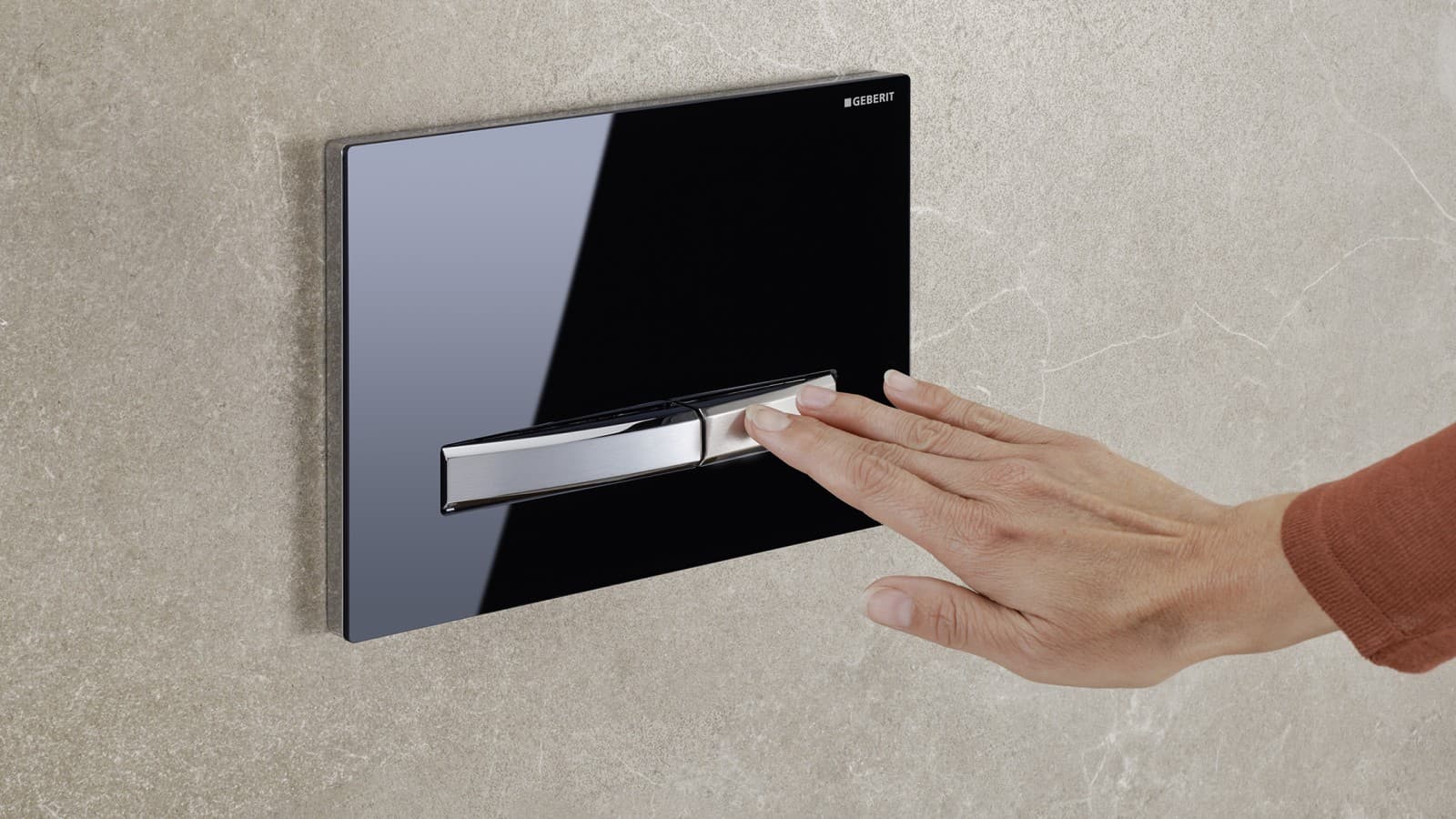 Geberit Sigma50 en verre noir avec boutons chromés Geberit Sigma50 en verre noir avec boutons chromés