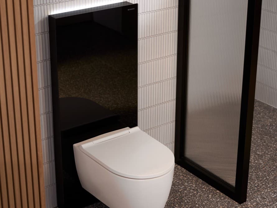 WC Geberit ONE avec Geberit Monolith Plus et ComfortLight WC Geberit ONE avec Geberit Monolith Plus et ComfortLight