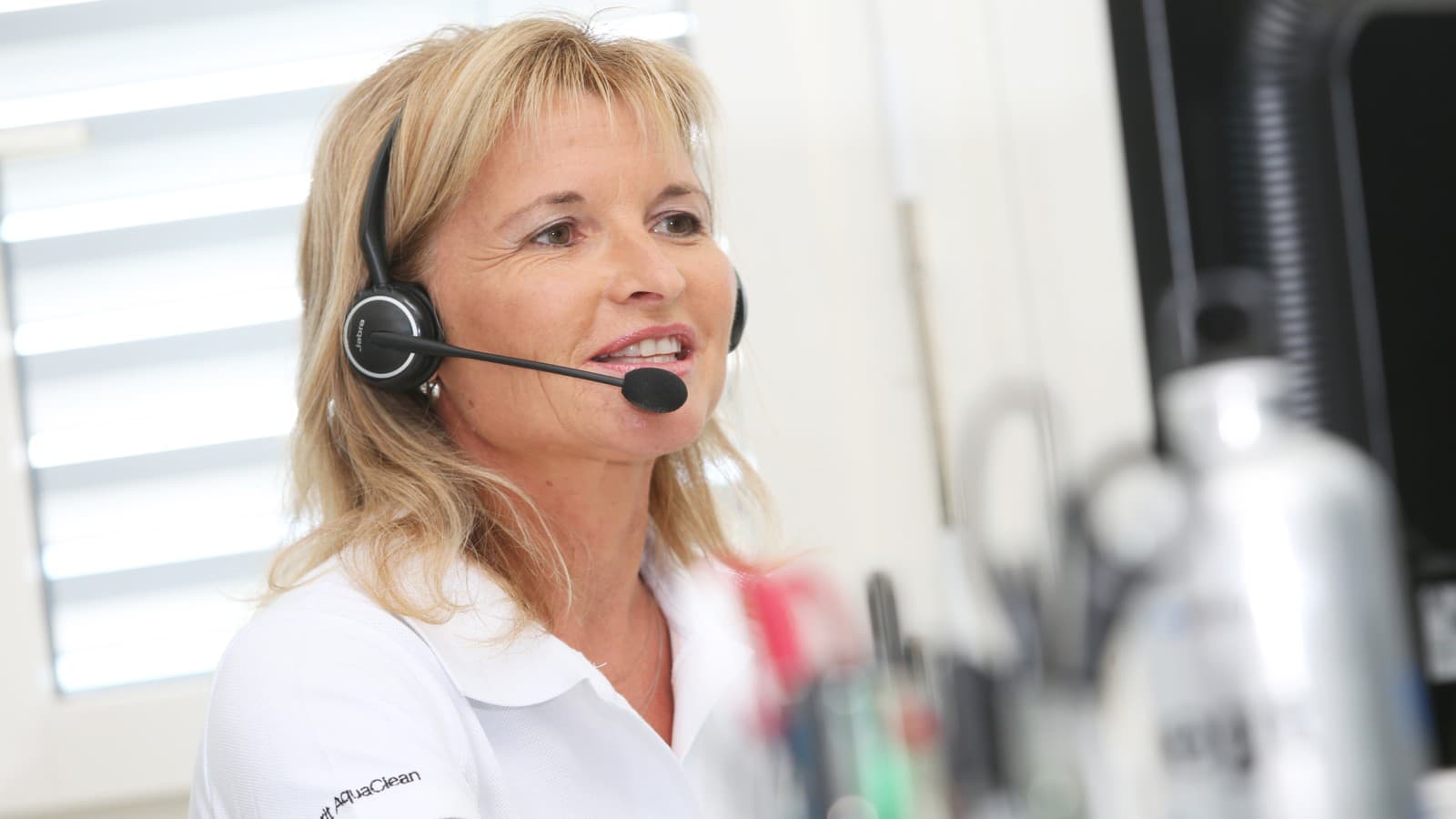 Vrouw aan de telefoon Vrouw aan de telefoon