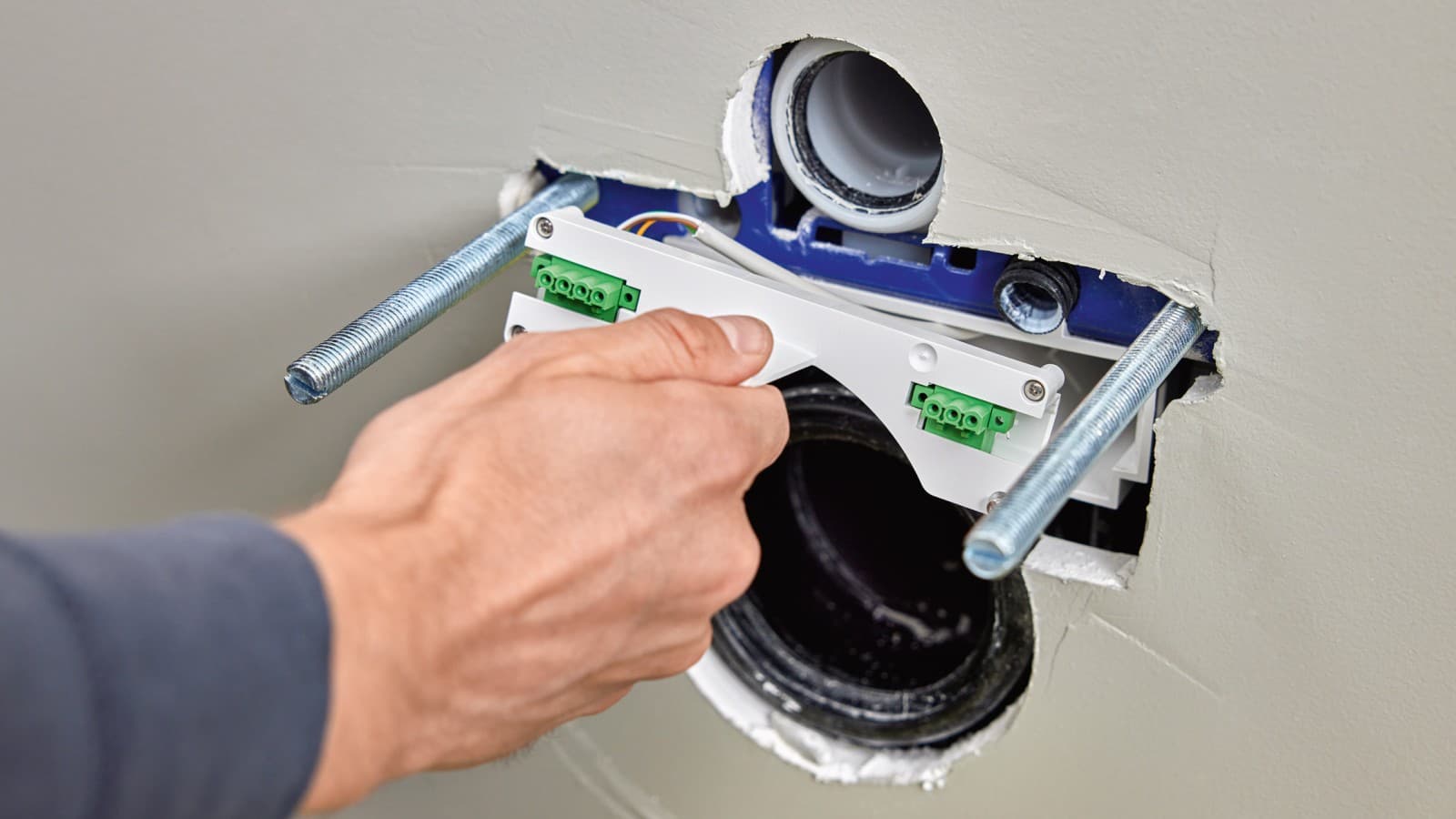 Installation of the GEBUS converter for WC controls Installation of the GEBUS converter for WC controls