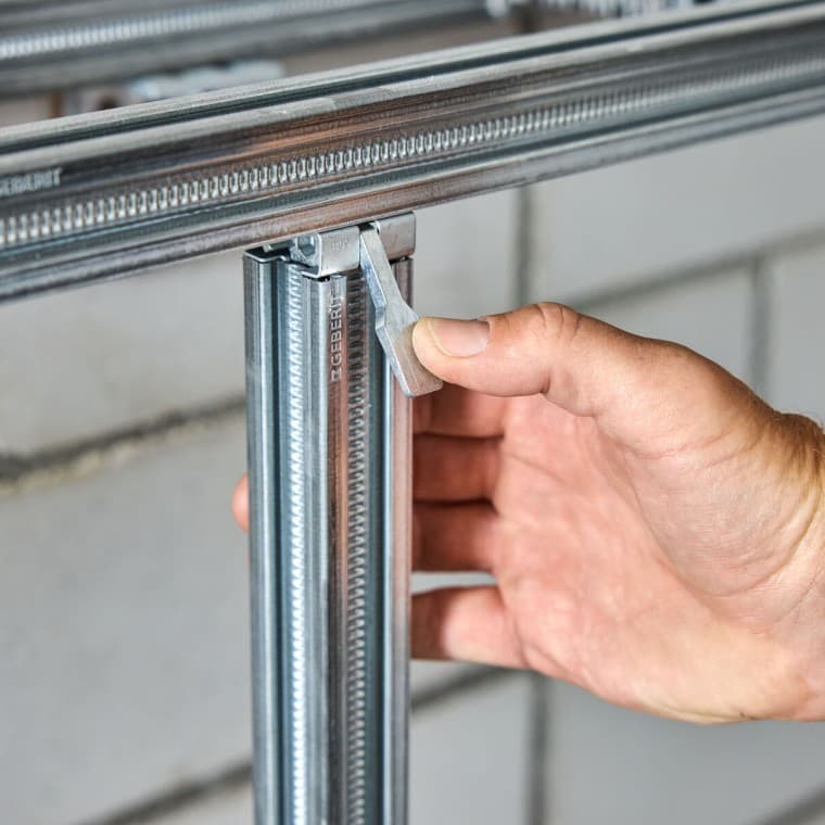 Fixation sans outils Fixation sans outils