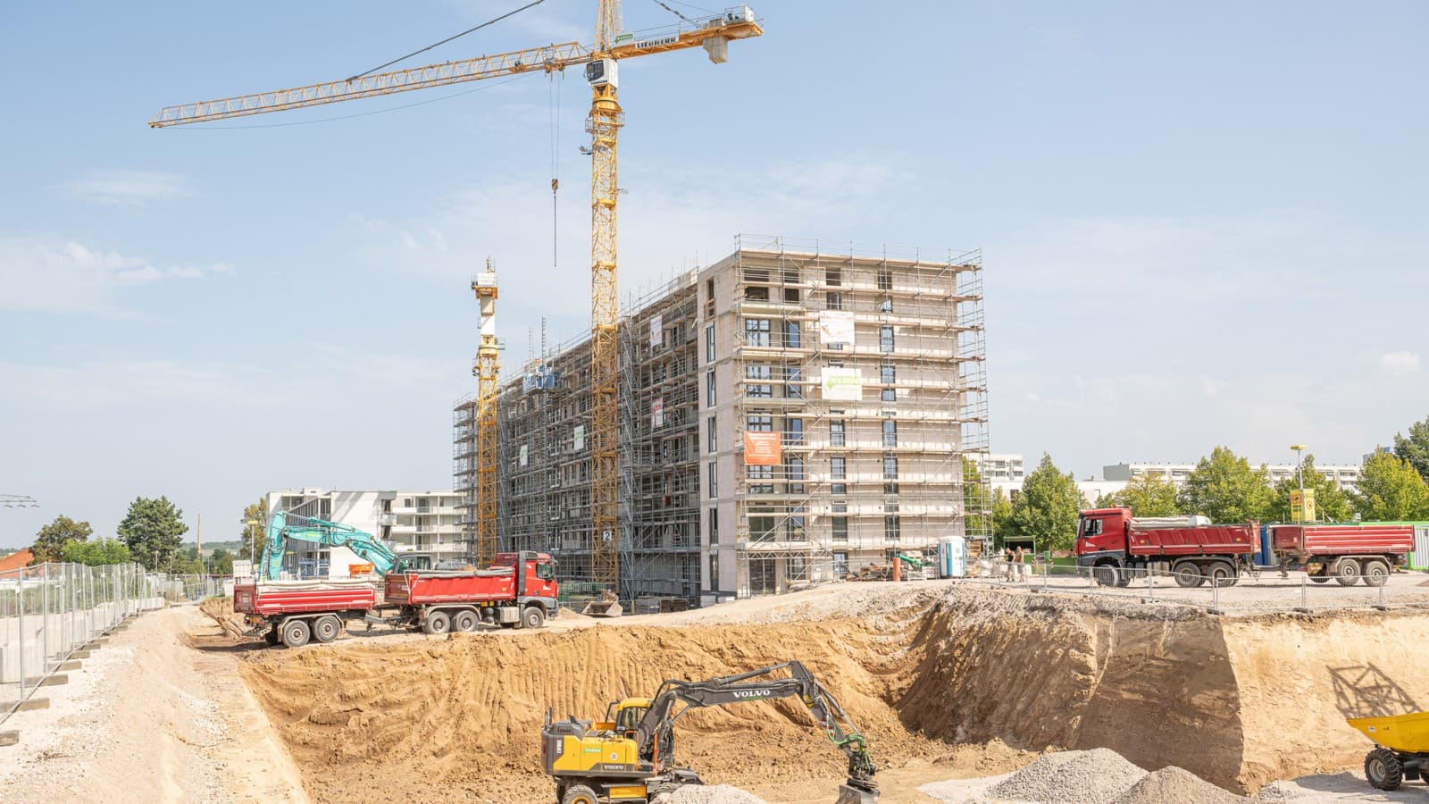 Environ 600 logements haut de gamme et ultramodernes, en accession à la propriété, en location et à vocation sociale, ont été réalisés dans le vaste projet résidentiel Europakarree Erfurt Environ 600 logements haut de gamme et ultramodernes, en accession à la propriété, en location et à vocation sociale, ont été réalisés dans le vaste projet résidentiel Europakarree Erfurt