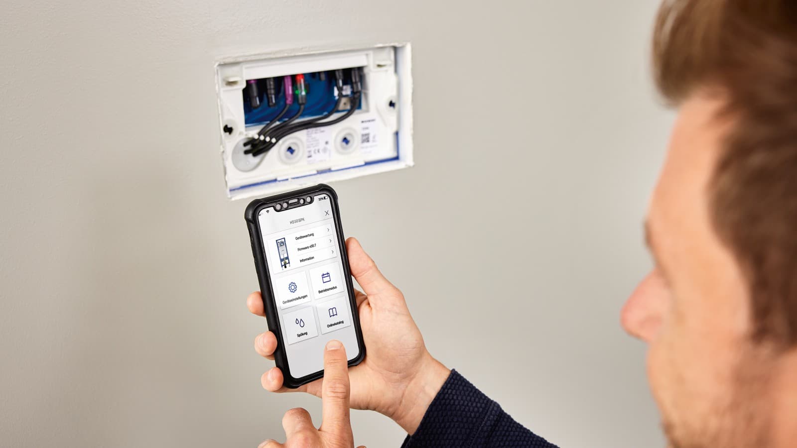 Paramétrage du rinçage hygiénique Geberit HS30 en réservoir de chasse à encastrer via l’application Geberit Control Paramétrage du rinçage hygiénique Geberit HS30 en réservoir de chasse à encastrer via l’application Geberit Control