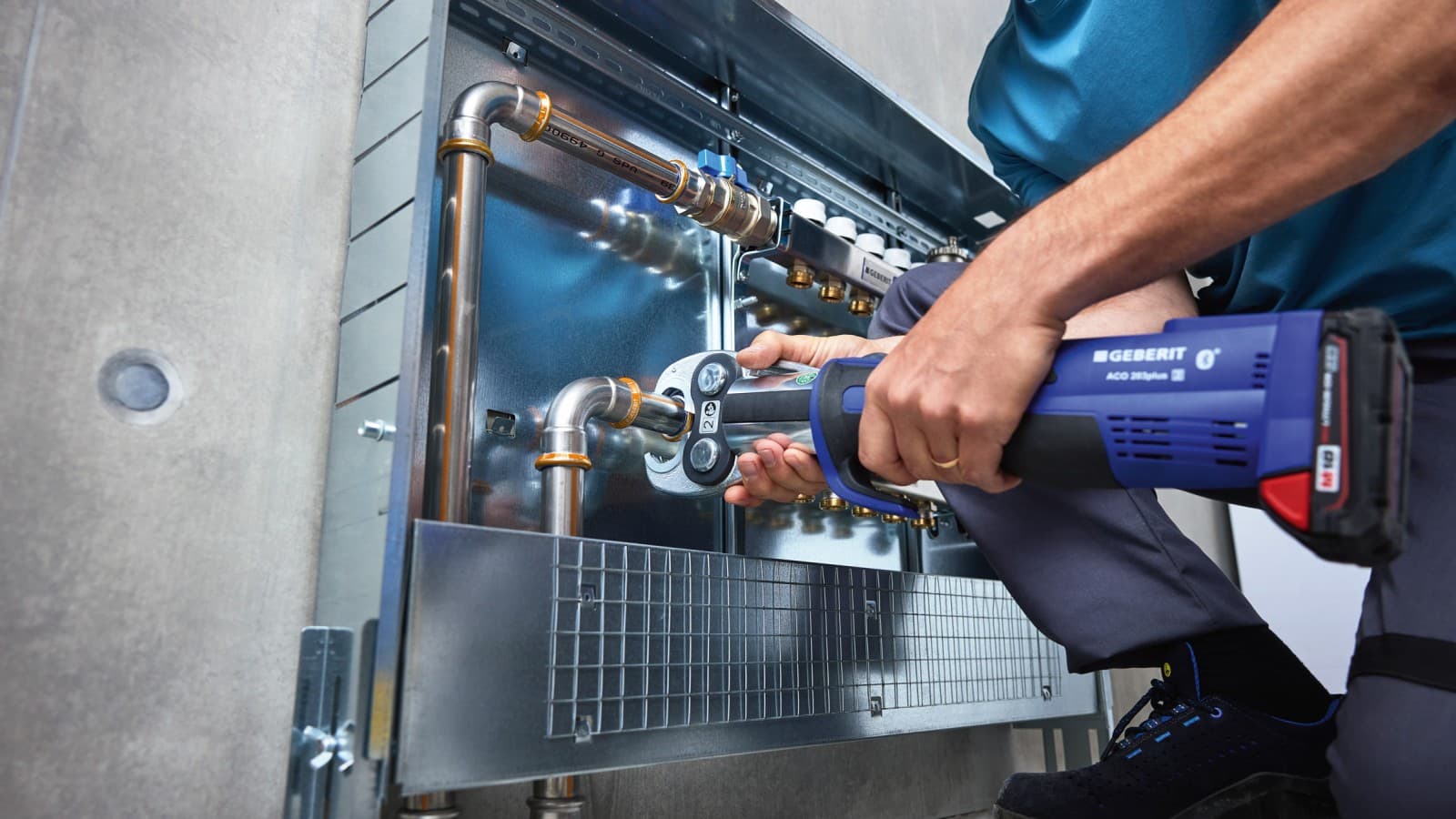 Pose de Geberit Mapress Therm pour le chauffage Pose de Geberit Mapress Therm pour le chauffage